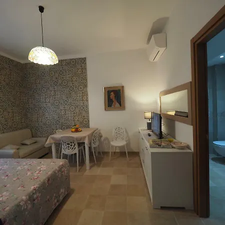 The Supercentral House * Matera